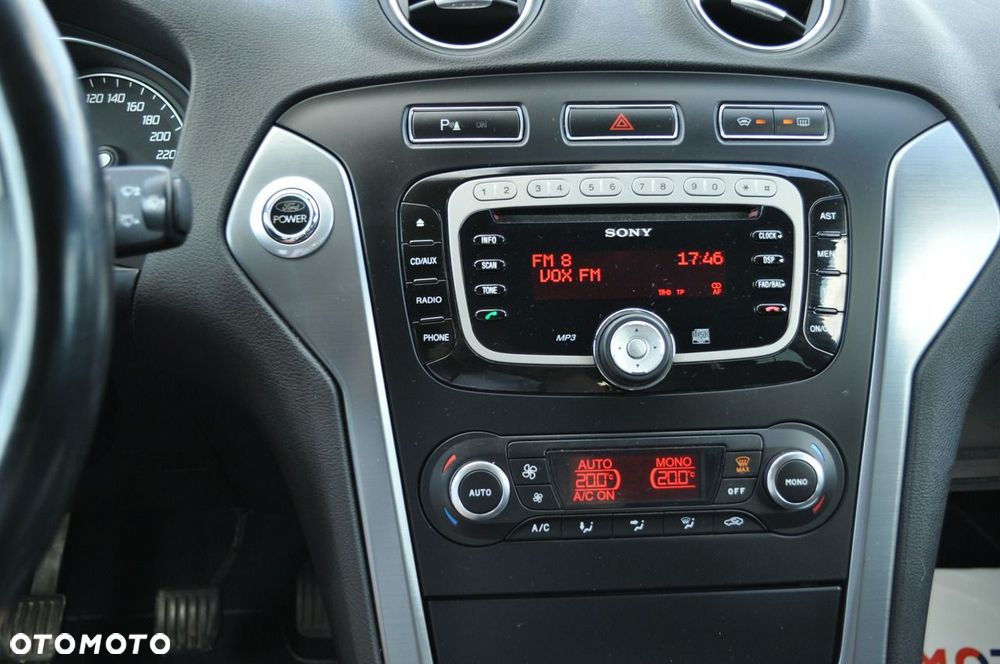 Ford Mondeo 2.0 Titanium - 19