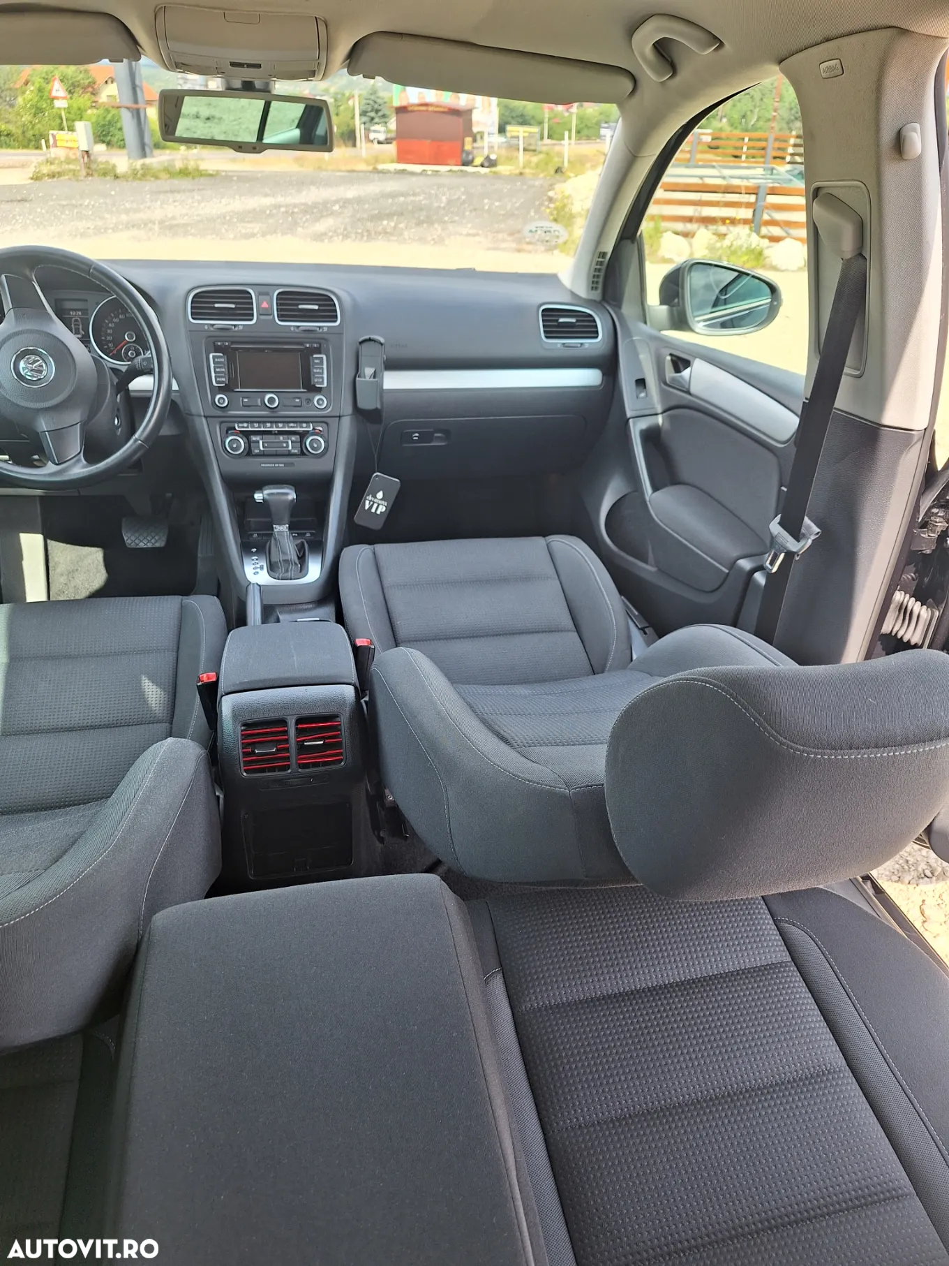 Volkswagen Golf 2.0 TDI Comfortline DSG - 8