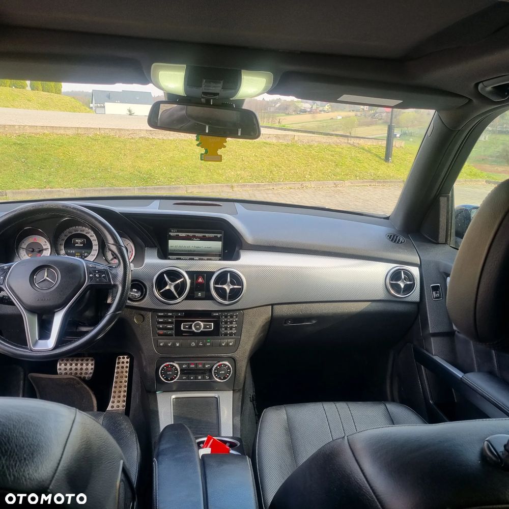 Mercedes-Benz GLK - 11