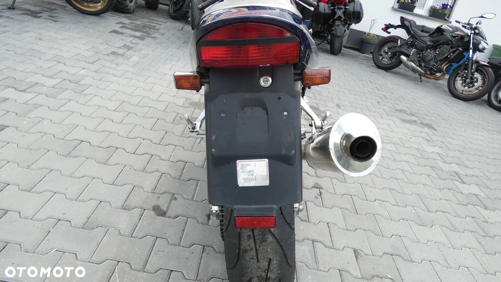 Honda CBR - 8