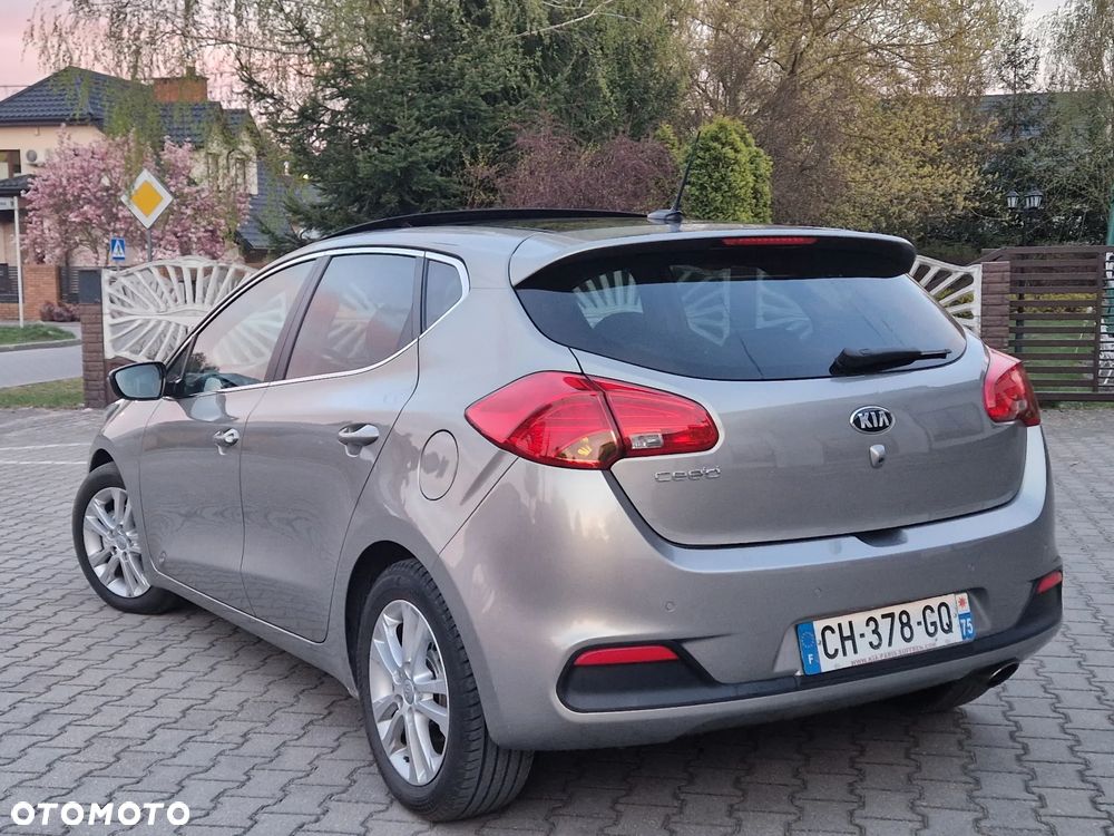 Kia Ceed 1.6 GDI Business Line - 25