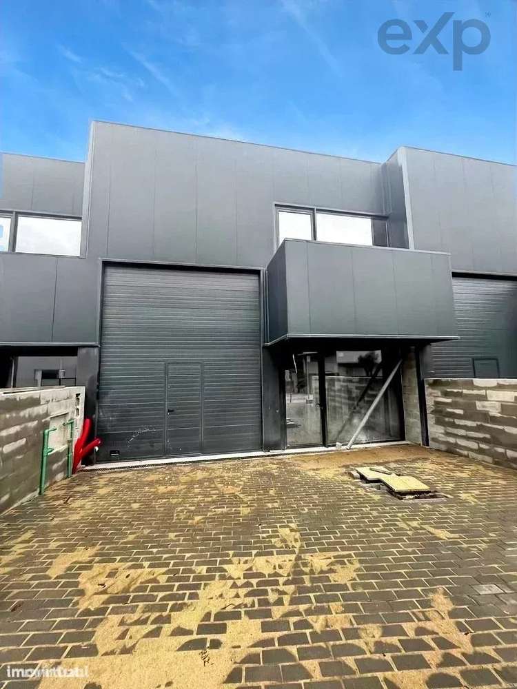 Pavilhão 2 - obra a terminar, Viana do Castelo - Grande imagem: 4/18