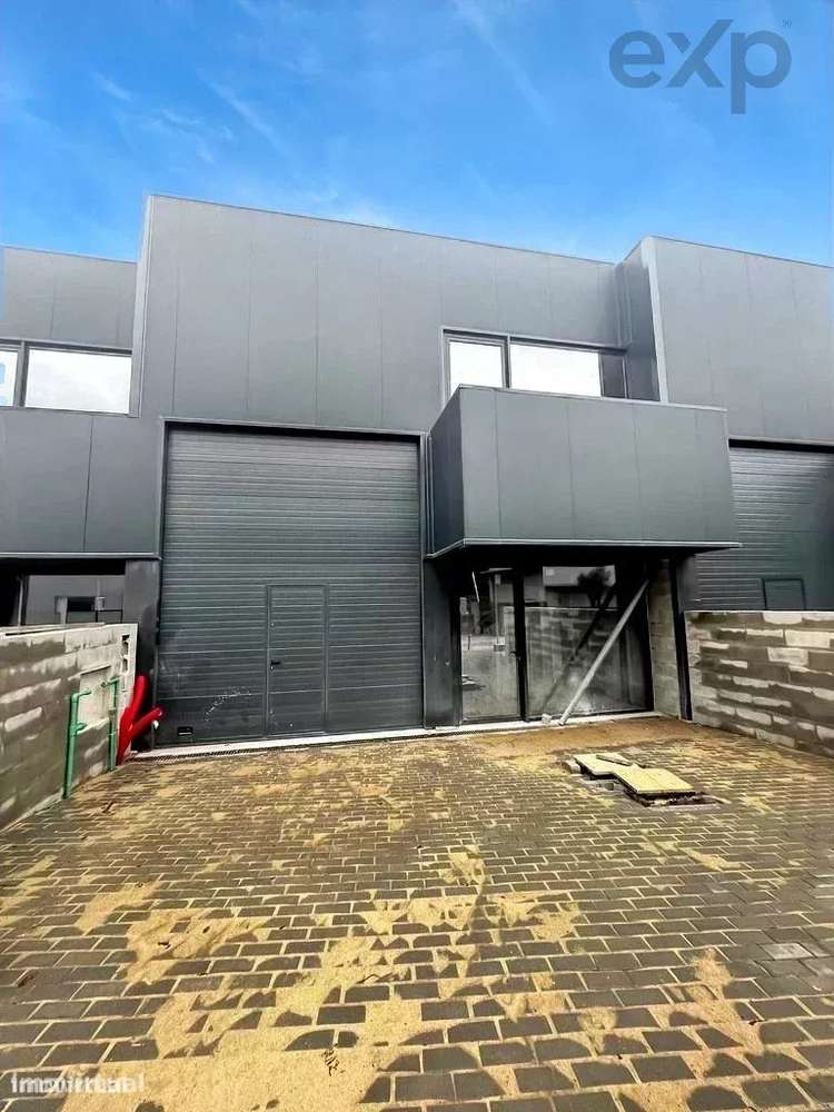 Pavilhão 2 - obra a terminar, Viana do Castelo - Grande imagem: 4/18