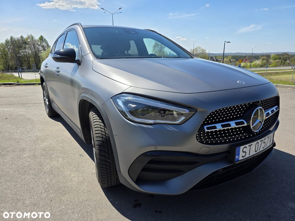 Mercedes-Benz GLA 180 d Business Edition - 11