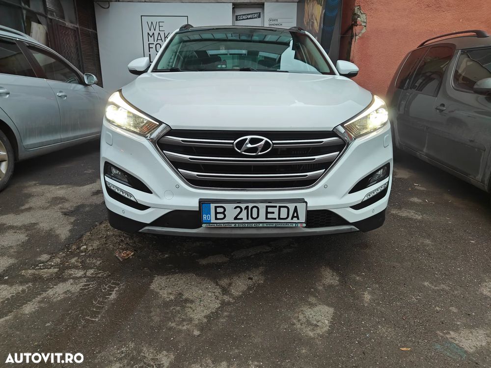 Hyundai Tucson 2.0 CRDI 4WD Automatik Premium - 10