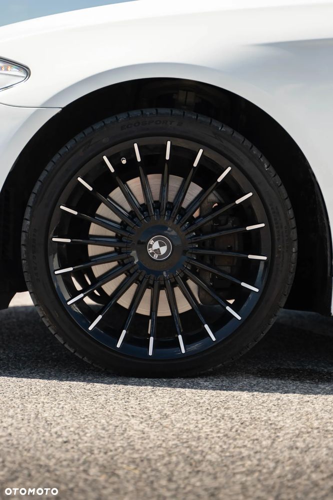 BMW Seria 5 535i xDrive Sport-Aut - 19