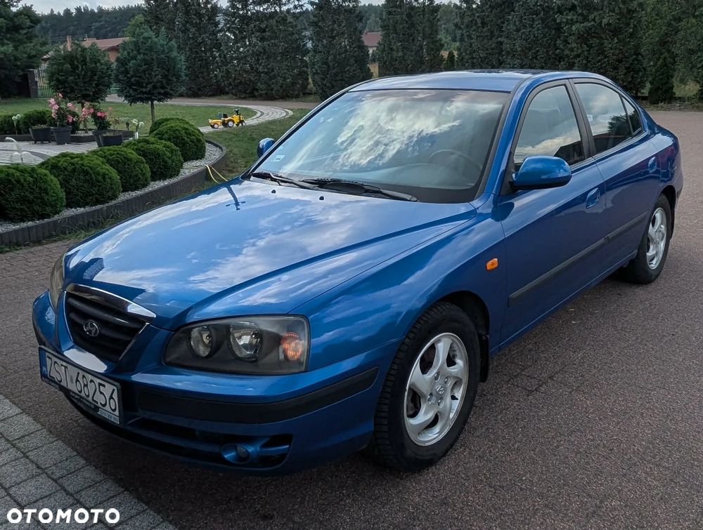 Hyundai Elantra 1.6 Comfort - 1
