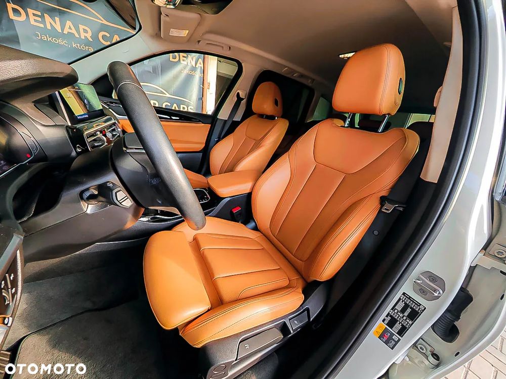 BMW X3 xDrive30e PHEV - 28