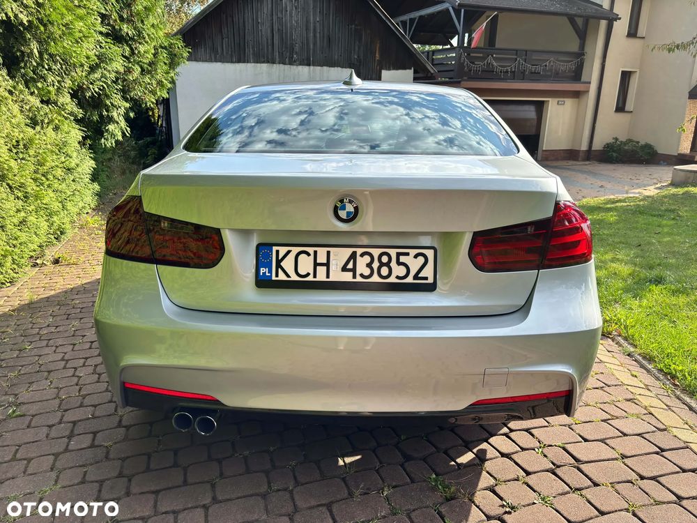 BMW Seria 3 328i - 4