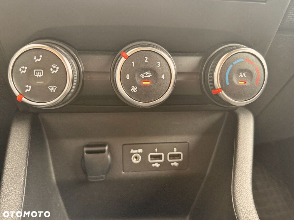 Renault Clio 1.0 TCe Equilibre - 22