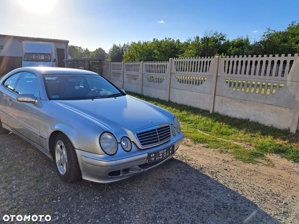 Mercedes-Benz CLK - 1