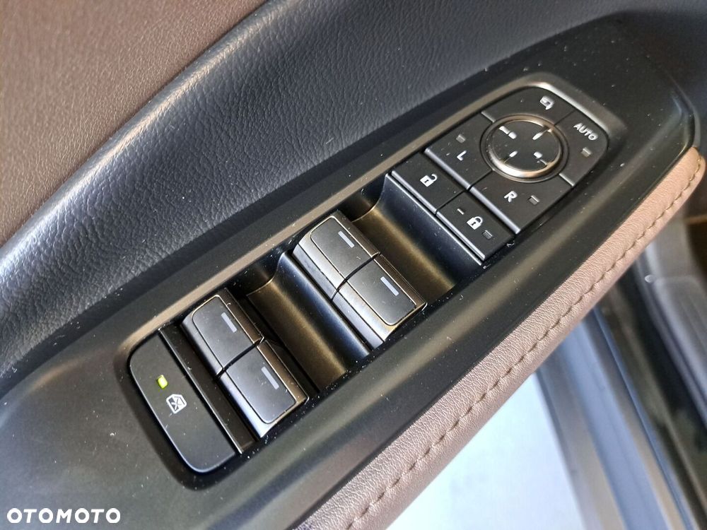 Lexus LBX 1.5 Hybrid Elegant - 34
