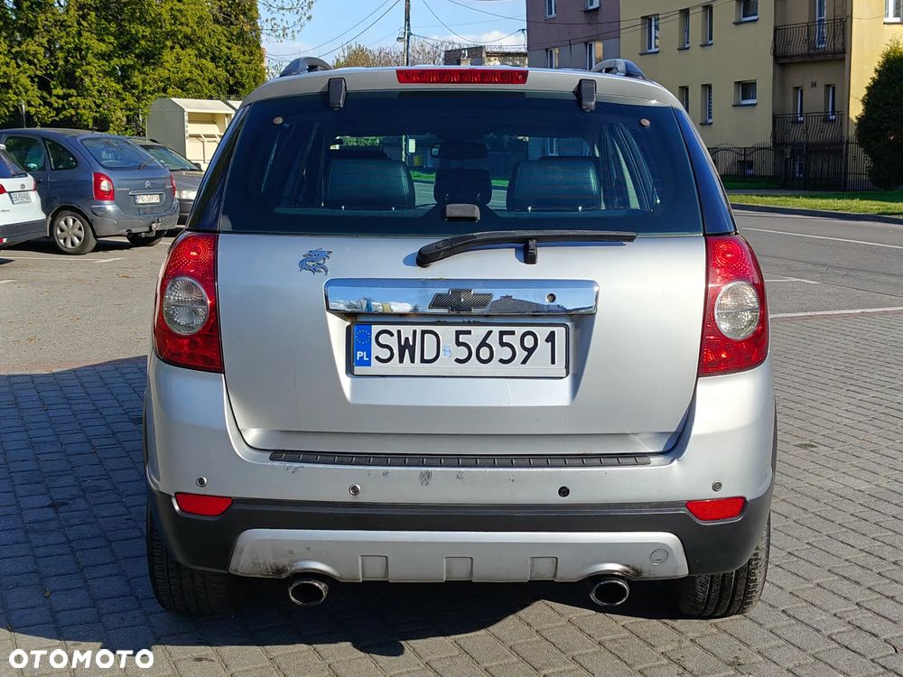 Chevrolet Captiva 2.0 4WD 5 Sitzer LT - 9