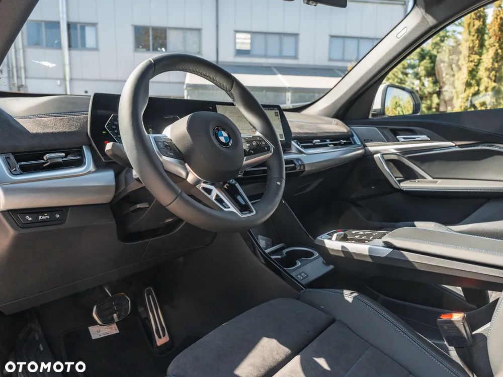 BMW X1 xDrive23i M Sportpaket - 5