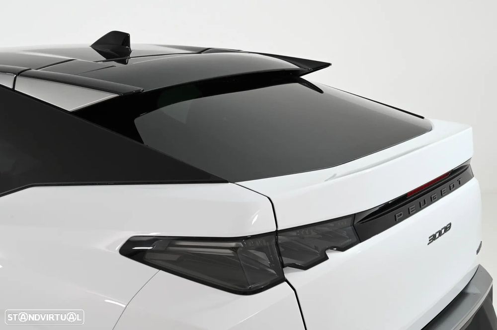 Peugeot 3008 1.2 Hybrid GT e-DCS6 - 11