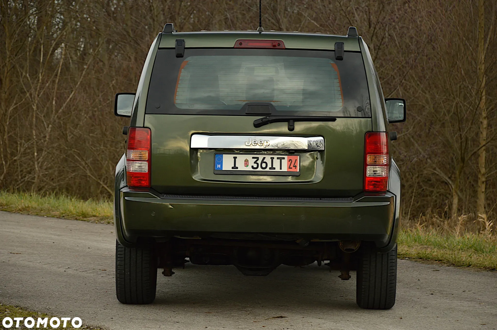 Jeep Cherokee - 14
