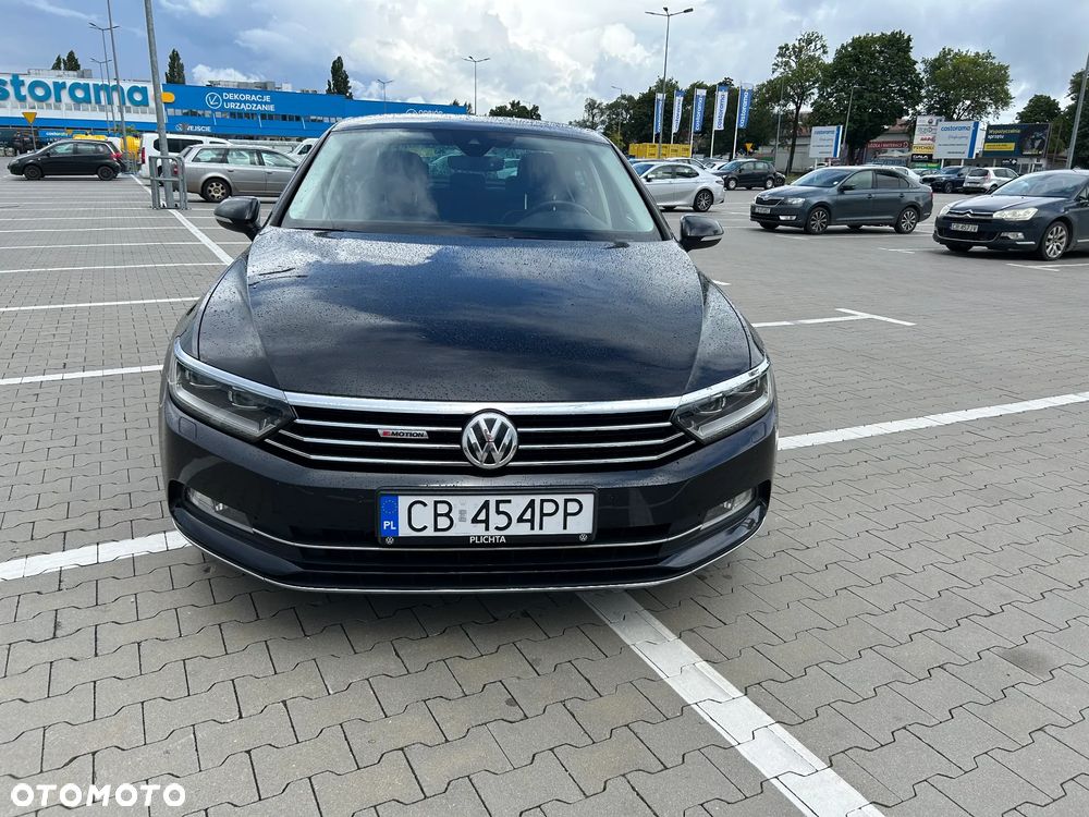 Volkswagen Passat - 9