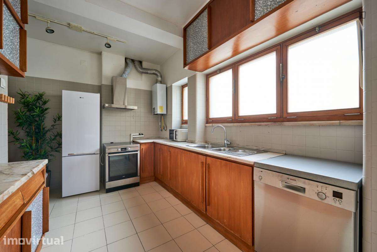 Quarto - localizado em Saldanha Lisbon - Grande imagem: 5/54