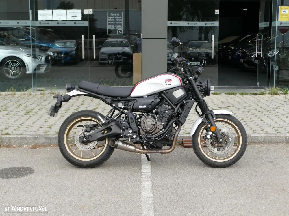 Yamaha XSR - 6