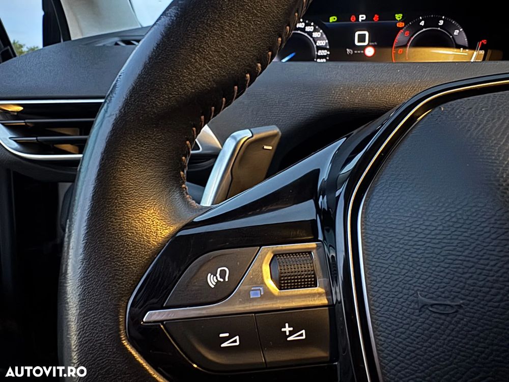 Peugeot 3008 BlueHDi 130 Stop & Start EAT8 Allure - 23