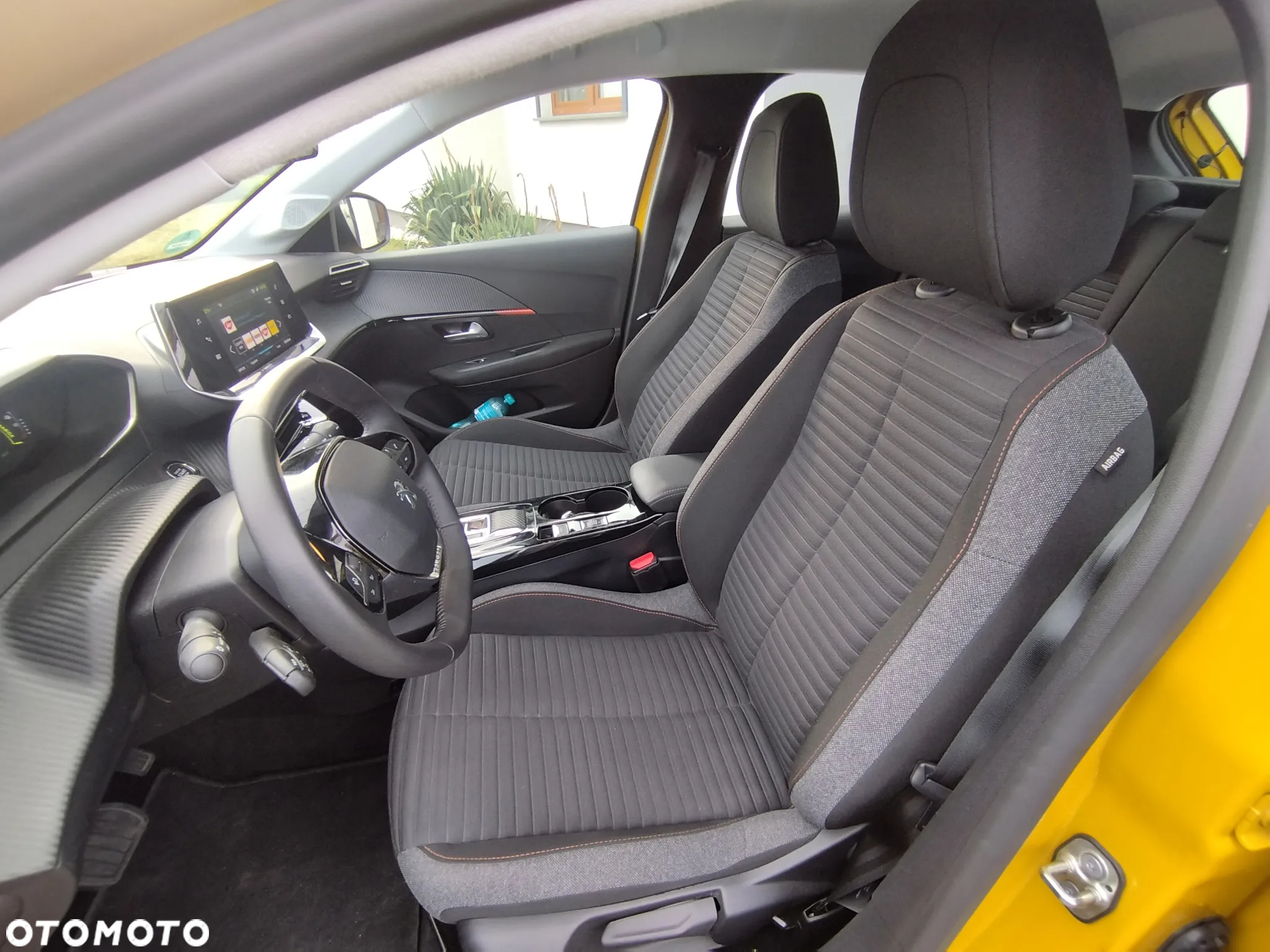 Peugeot 208 e-208 Active Pack - 13