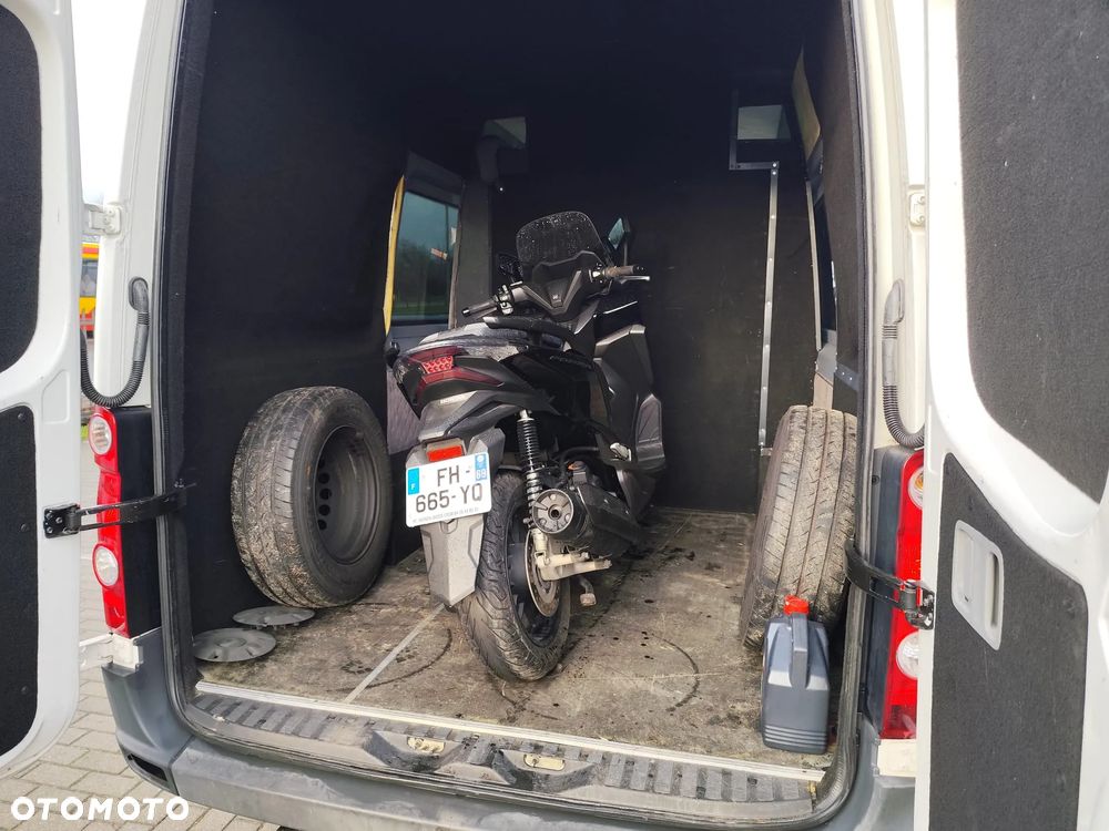 Volkswagen CRAFTER - 10