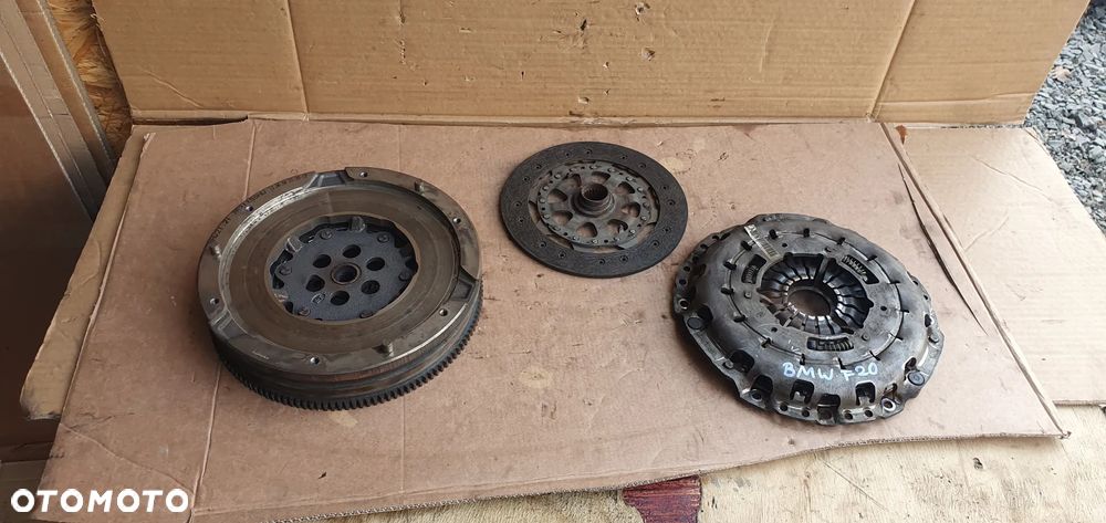 Sprzęgło kompletne koło tarcza docisk dwumas dwumasa BMW I F20 1.6 7621180 7614325 - 1