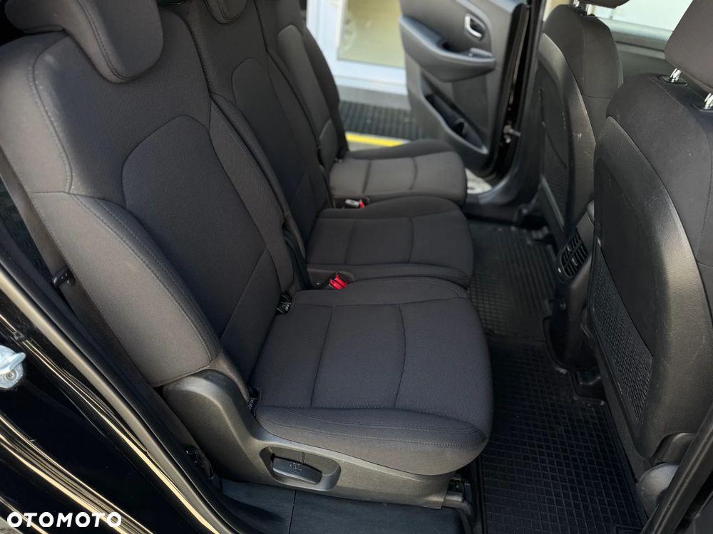 Kia Carens 1.7 CRDi L - 23