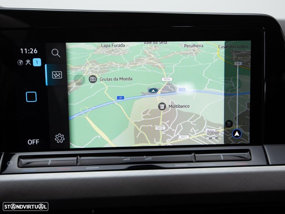 VW Golf 2.0 TDI Life DSG - 24