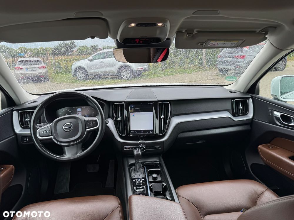 Volvo XC 60 B4 D Geartronic Momentum Pro - 20
