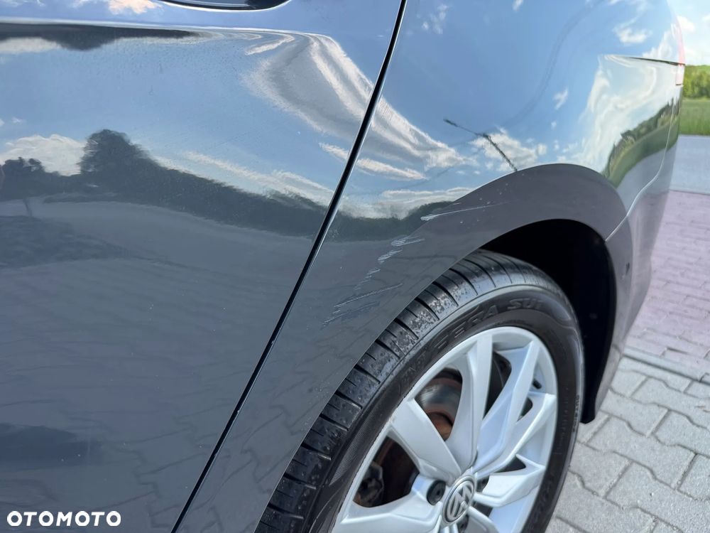 Volkswagen Golf - 20