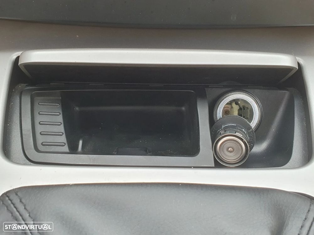 BMW 320 d Exclusive - 38