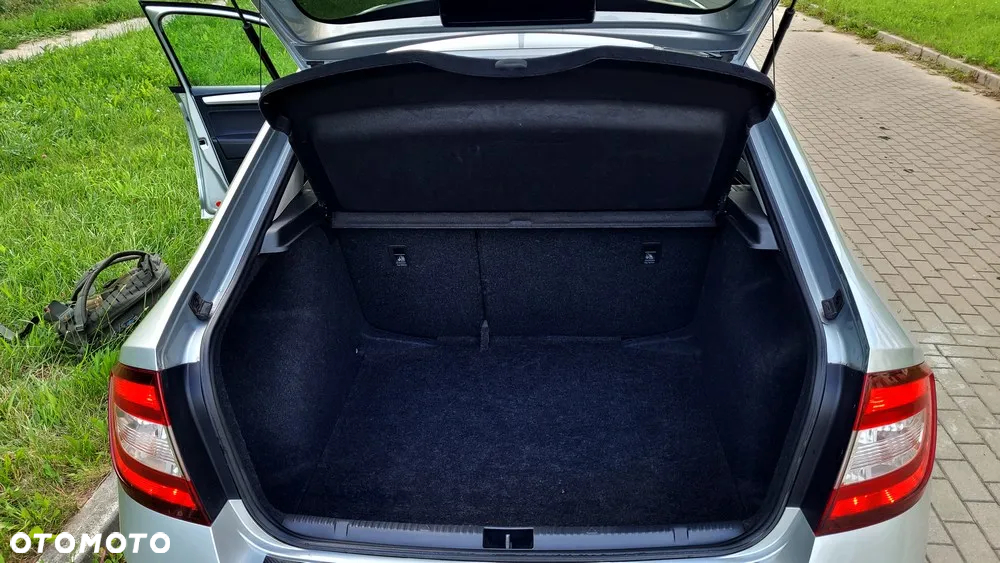 Skoda RAPID 1.0 TSI Style - 29