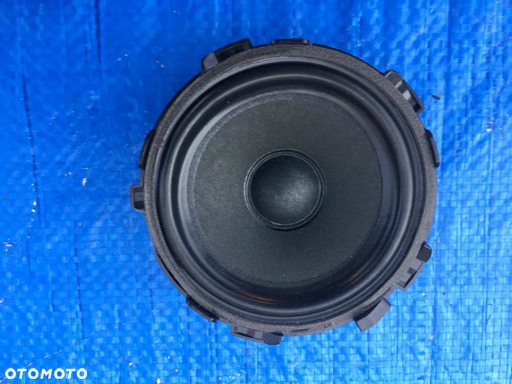 Mercedes C Klasa W206 Głośnik A2068206000