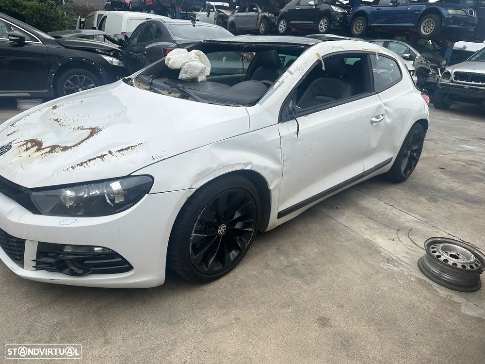 VW SCIROCCO 2.0 TFSI 200 CV (MOTOR CAW) DE 2010 EM CENTRO DE ABATE - 2