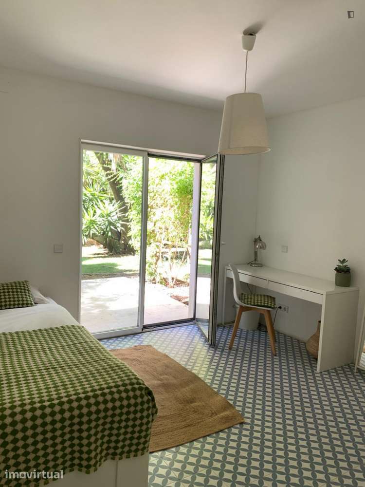 Apartamento com 2 quartos - localizado em Sete Rios Lisbon - Grande imagem: 2/9