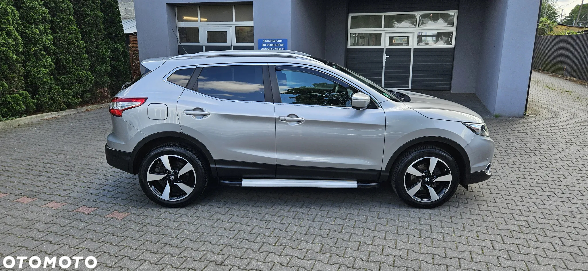 Nissan Qashqai 1.2 DIG-T N-Connecta EU6 - 12