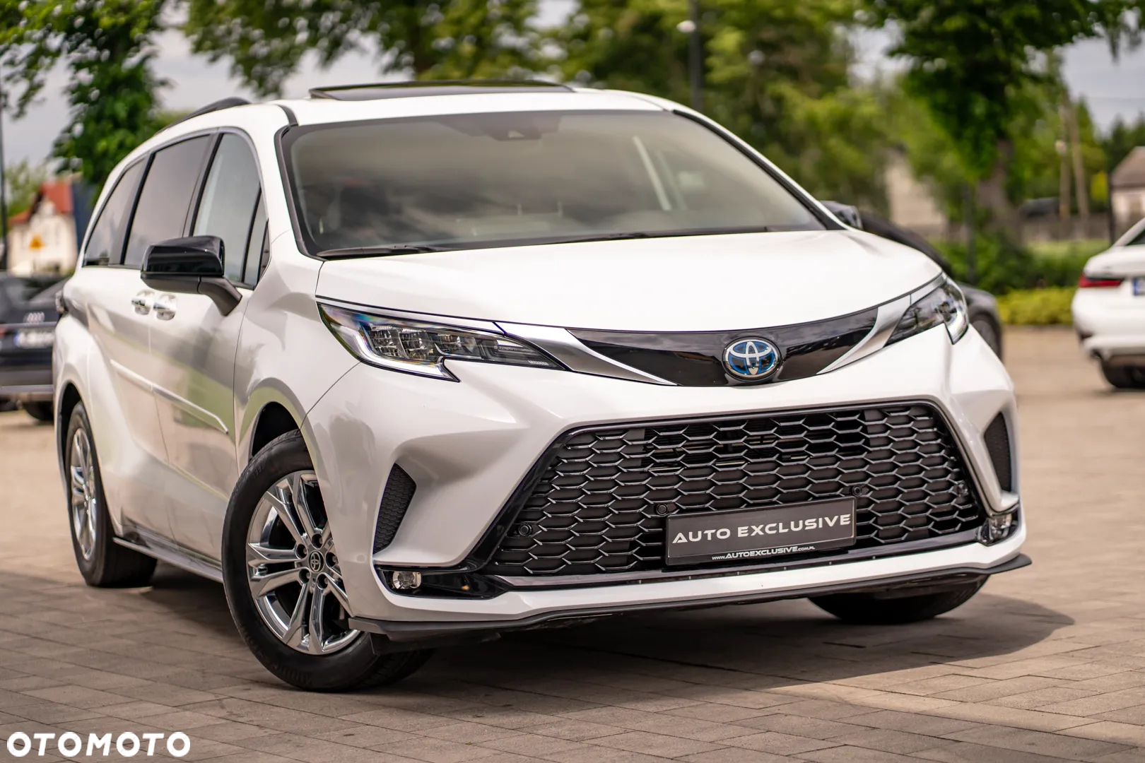 Toyota Sienna - 8