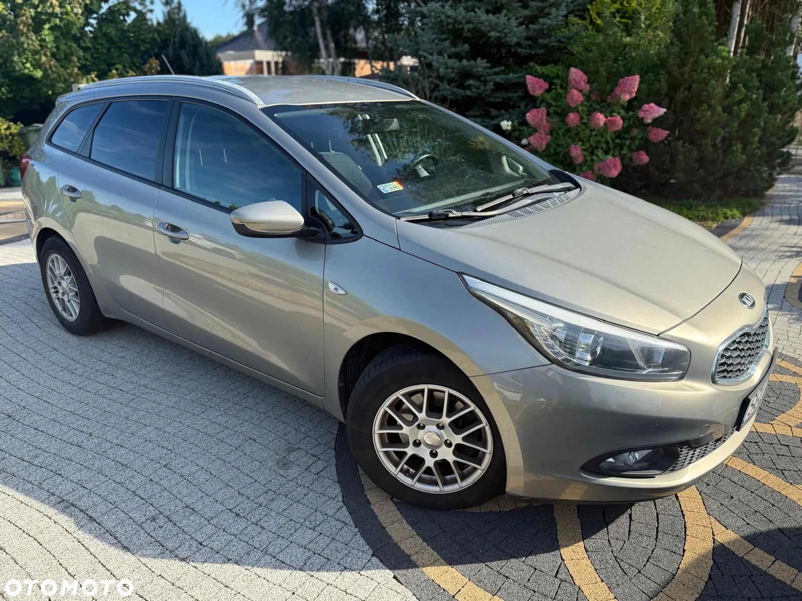 Kia Ceed 1.4 CVVT Attract - 1