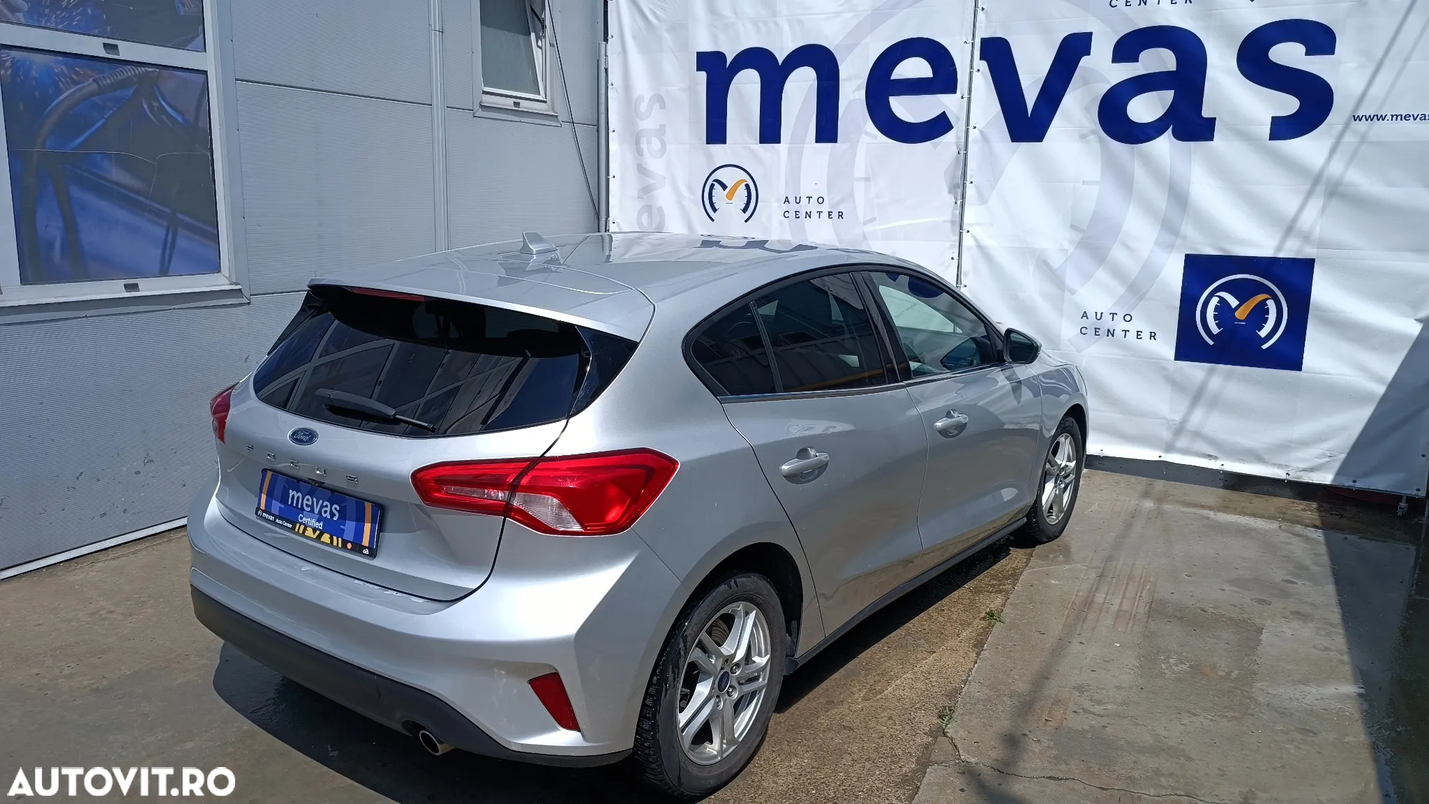 Ford Focus 1.5 EcoBlue Trend - 4