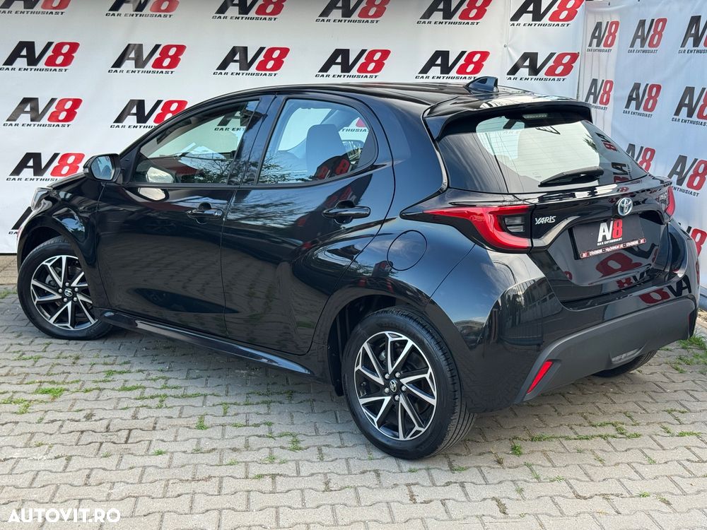 Toyota Yaris 1.5 VVT-i HSD Active - 3
