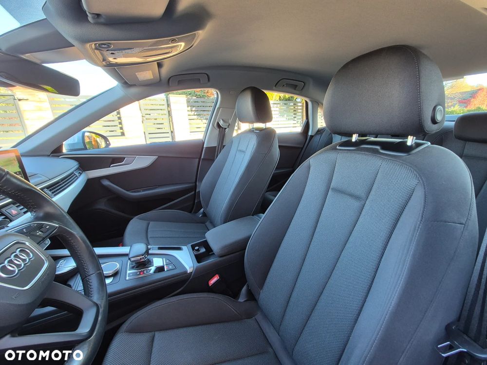 Audi A4 Limousine 40 TFSI mHEV Advanced S tronic - 21