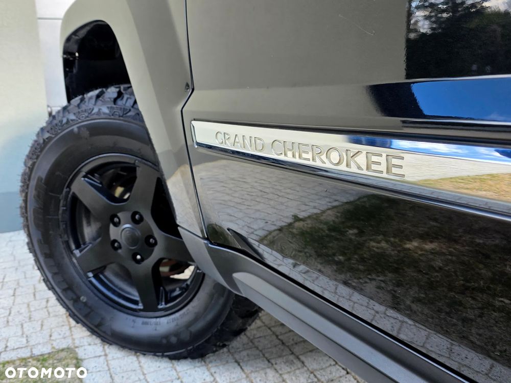 Jeep Grand Cherokee - 29