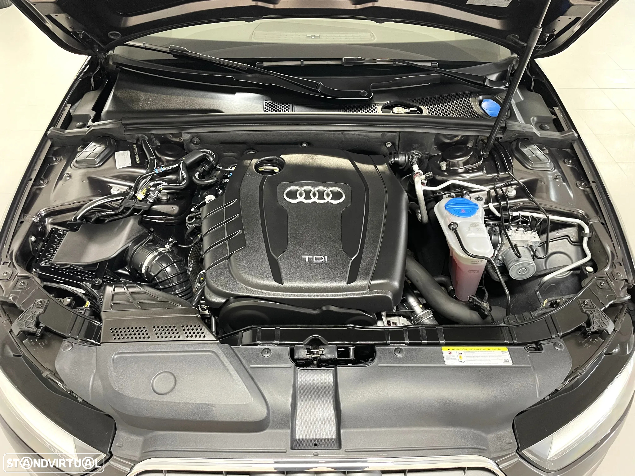 Audi A4 Avant 2.0 TDI - 8