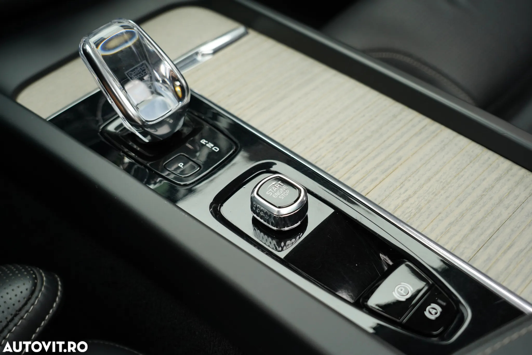 Volvo XC 60 Recharge T6 Twin Engine eAWD Inscription Expression - 18