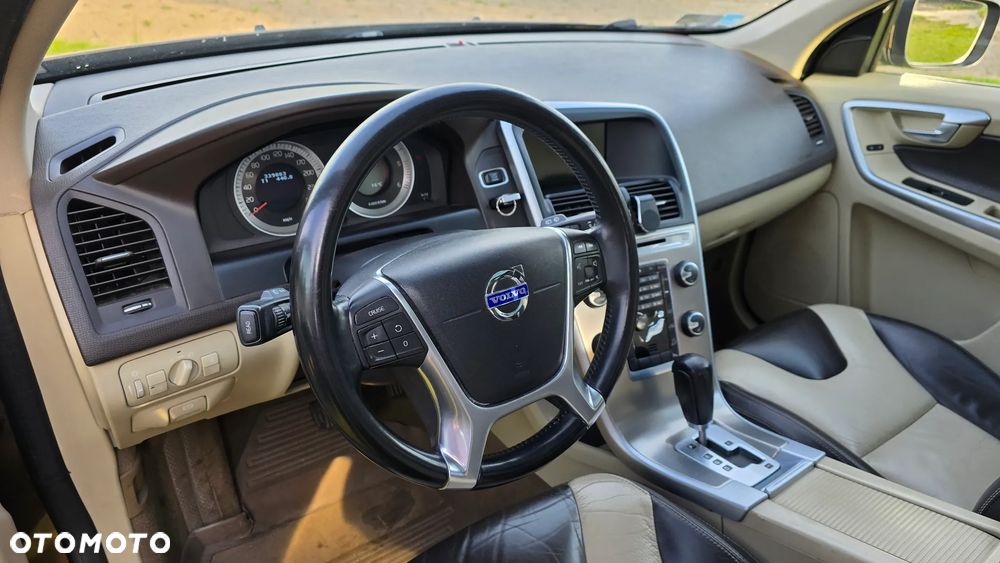Volvo XC 60 D5 AWD Summum - 10