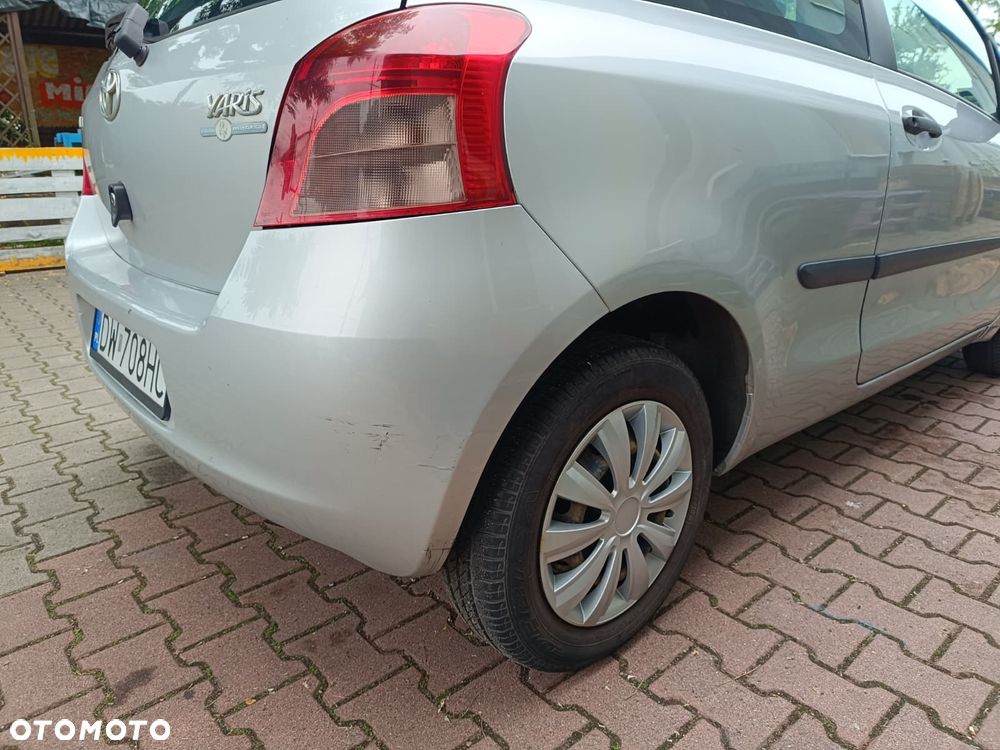Toyota Yaris 1.0 Terra Start - 7
