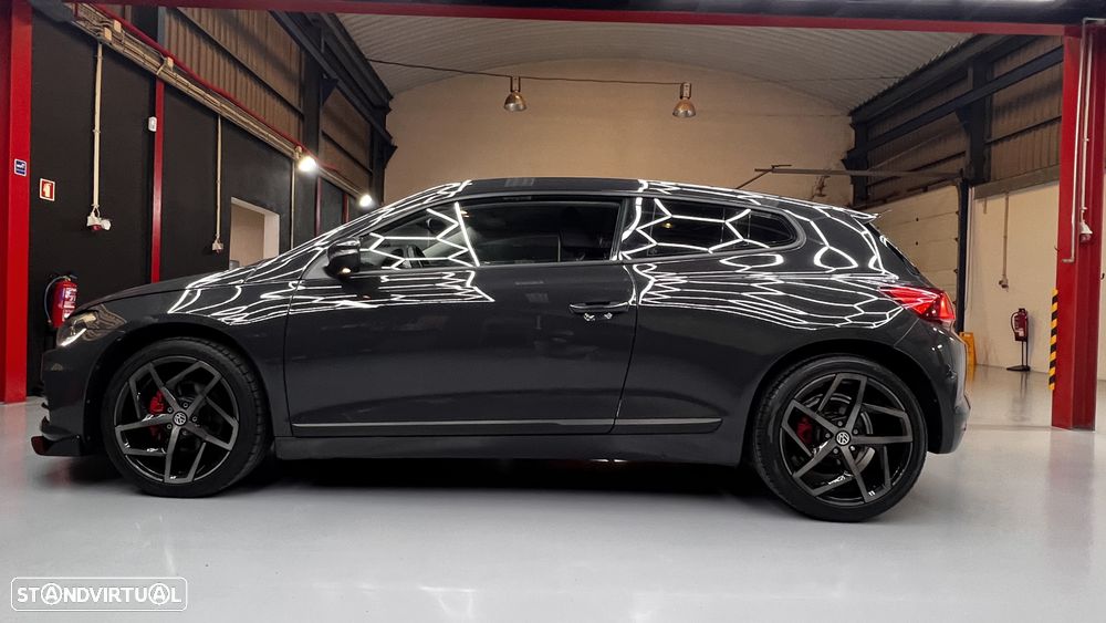 VW Scirocco 2.0 TDI Sport - 12