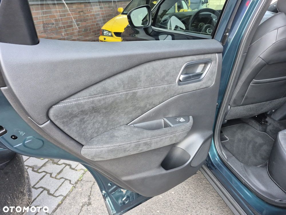 Nissan Qashqai 1.3 DIG-T DCT TEKNA+ - 31