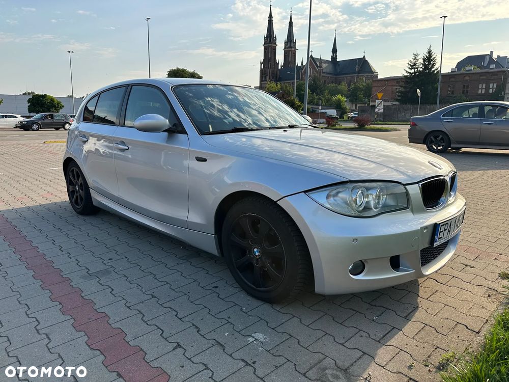 BMW Seria 1 120i - 7